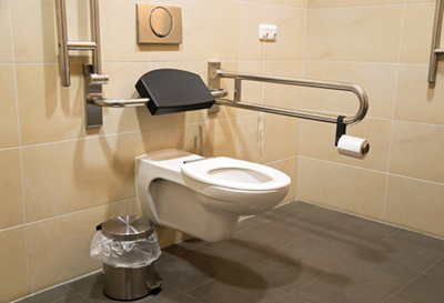 Construction salle de bain adaptée - Salle de bain rénovée et adaptée pour utilisateurs à mobilité réduite. Travaux de construction et rénovation de salle de bain adaptée effectués à Brossard sur la rive-sud de Montréal.